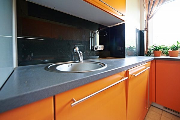 1080337-lacobel-starlight-noir-samir-martinique-3 1080337-lacobel-starlight-noir-samir-martinique-3